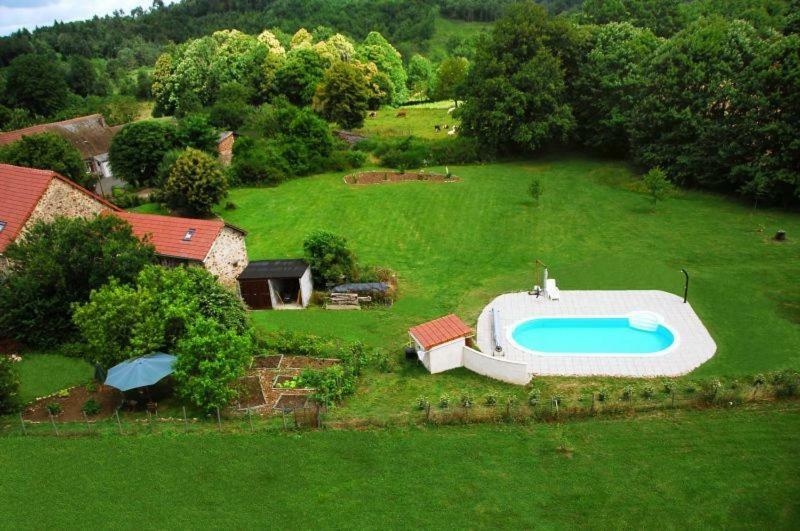 Gite Du Sorbier Le Chalard Dış mekan fotoğraf