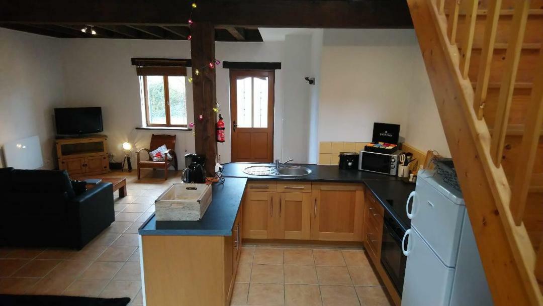 Gite Du Sorbier Le Chalard Dış mekan fotoğraf